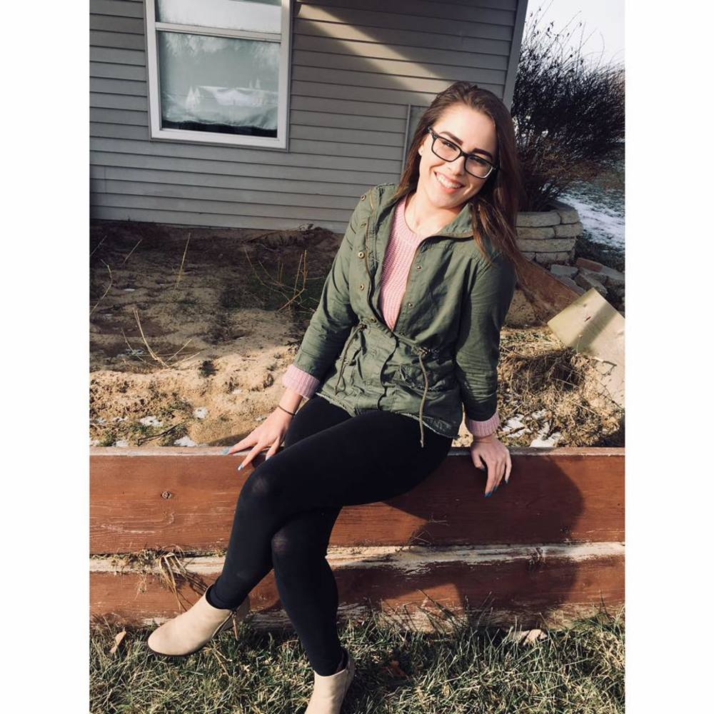 Meet your Posher, Brooke